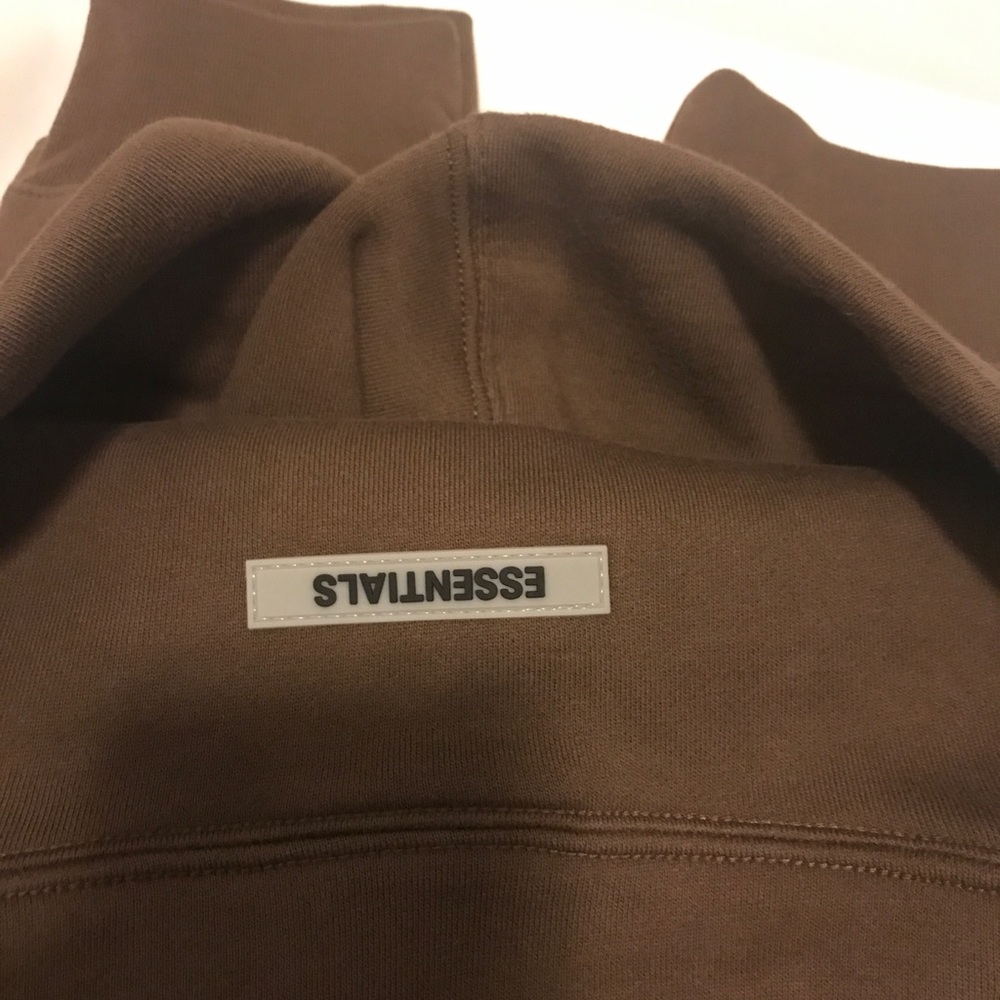FOG essentials brown sweatshirt size M - Picture 4 of 5